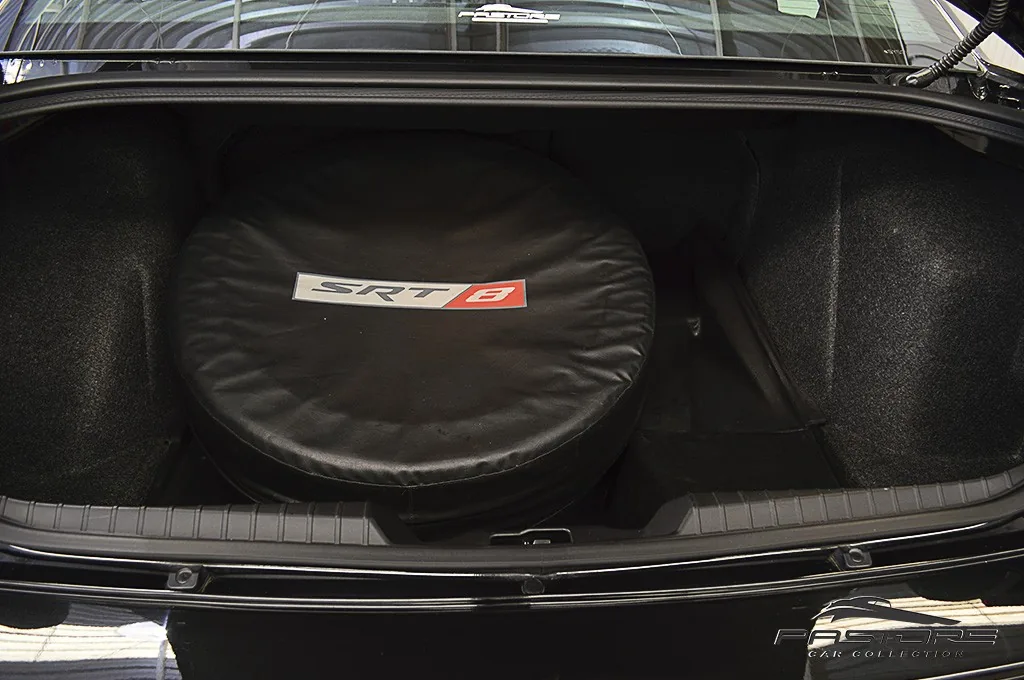 Chrysler 300C SRT8