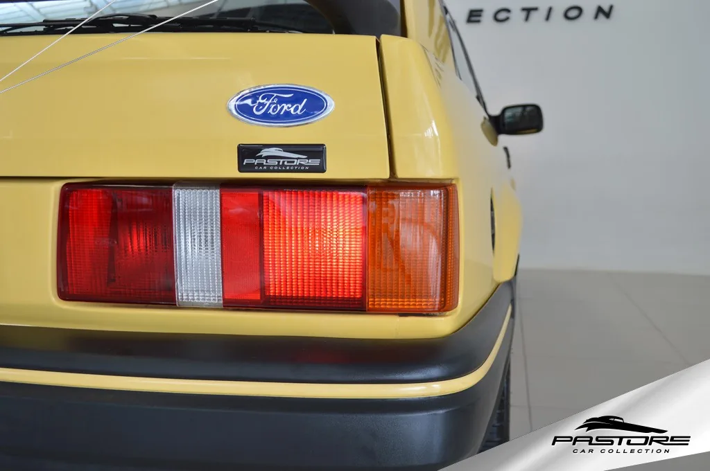 Ford Escort XR3