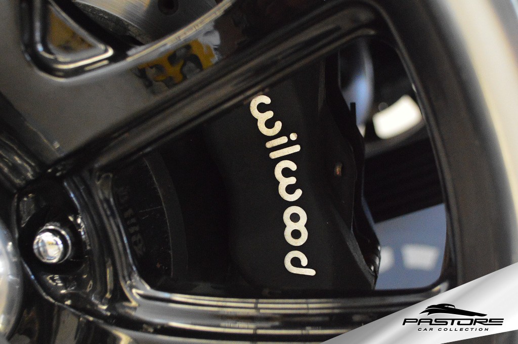 Ford Mustang Grande (R. Yates)