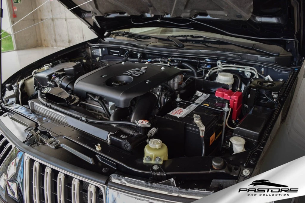 Mitsubishi Pajero Dakar HPE Diesel