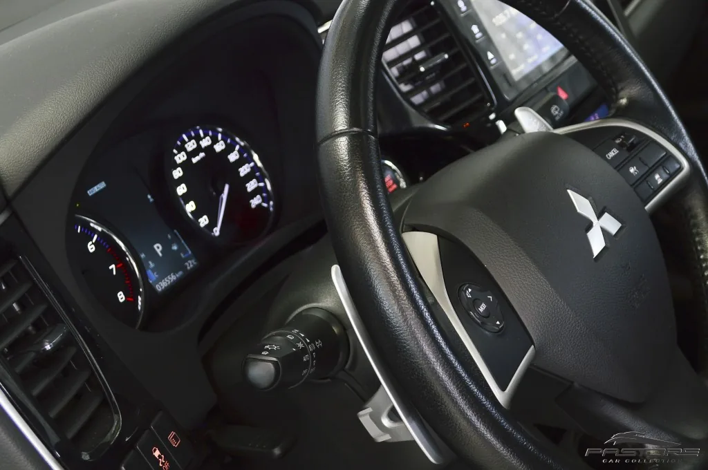 Mitsubishi All New Outlander GT