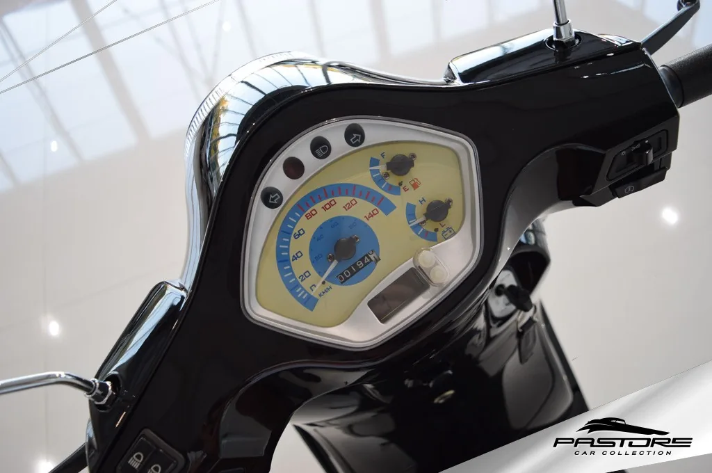 Benzhou Scooter Collection YY150 T