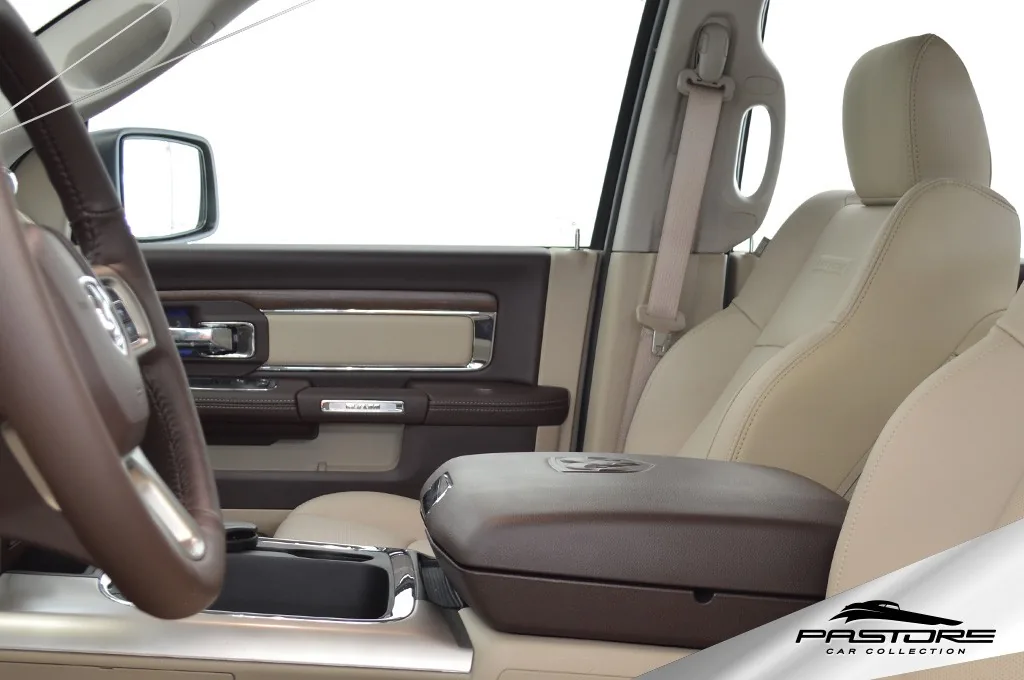 Dodge Ram 2500 Laramie 4x4