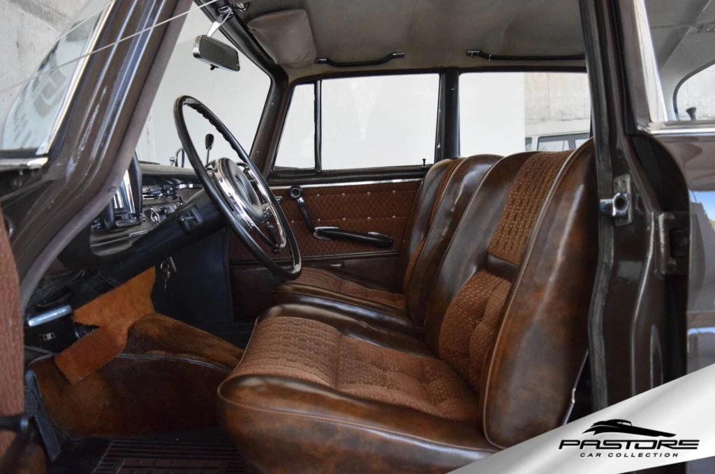 Mercedes-Benz 220 Sb