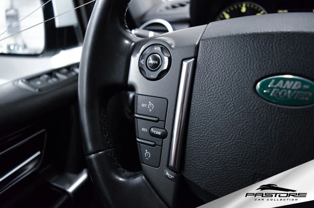 Land Rover Discovery 4 SDV6 SE