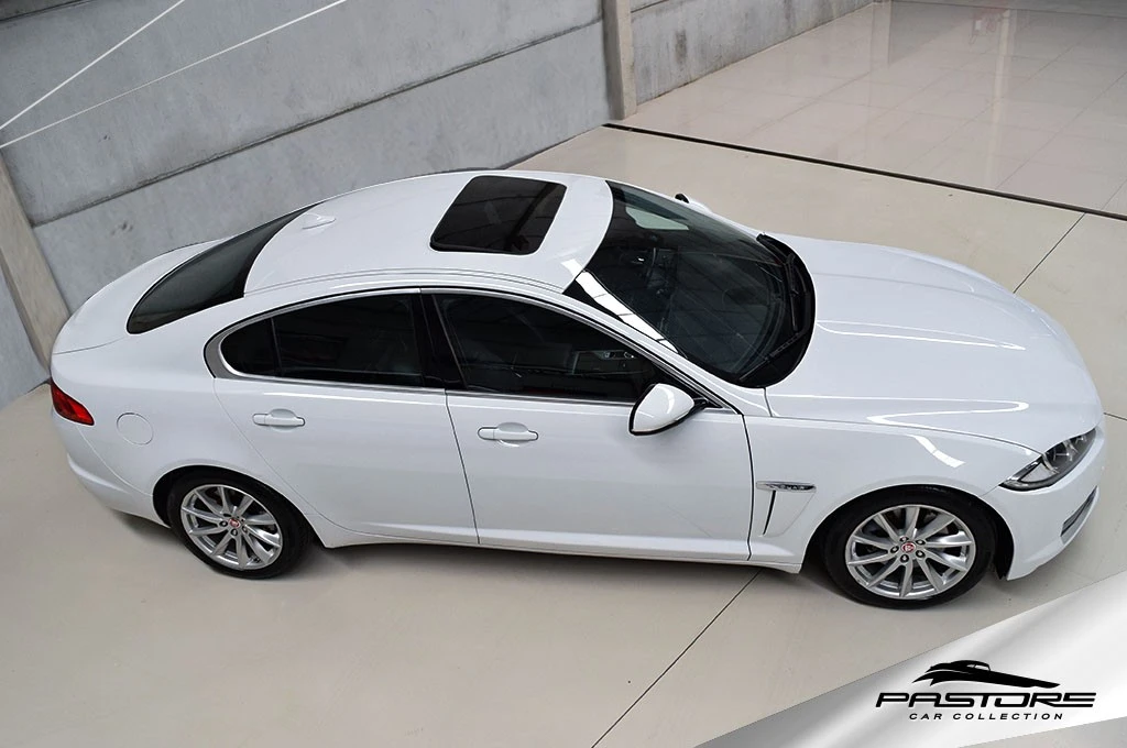 Jaguar XF 2.0 Luxury