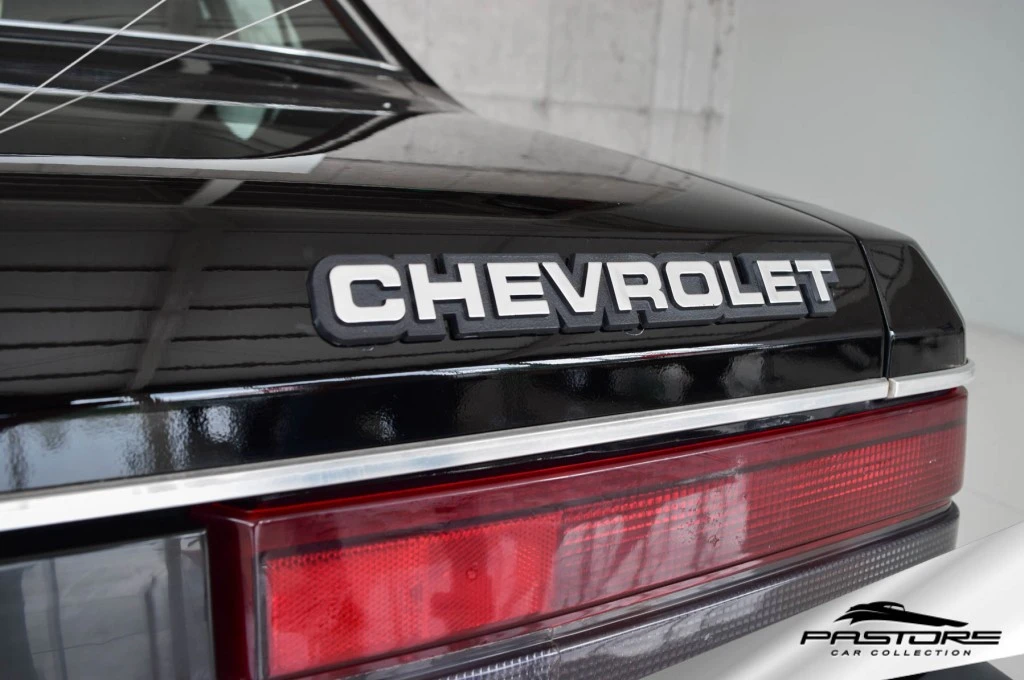 GM Opala Diplomata SE