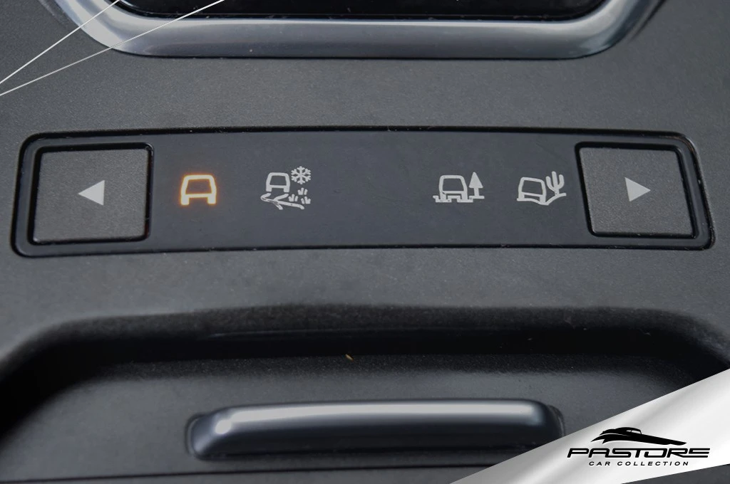 Land Rover LR Evoque SE 2.2 SD4