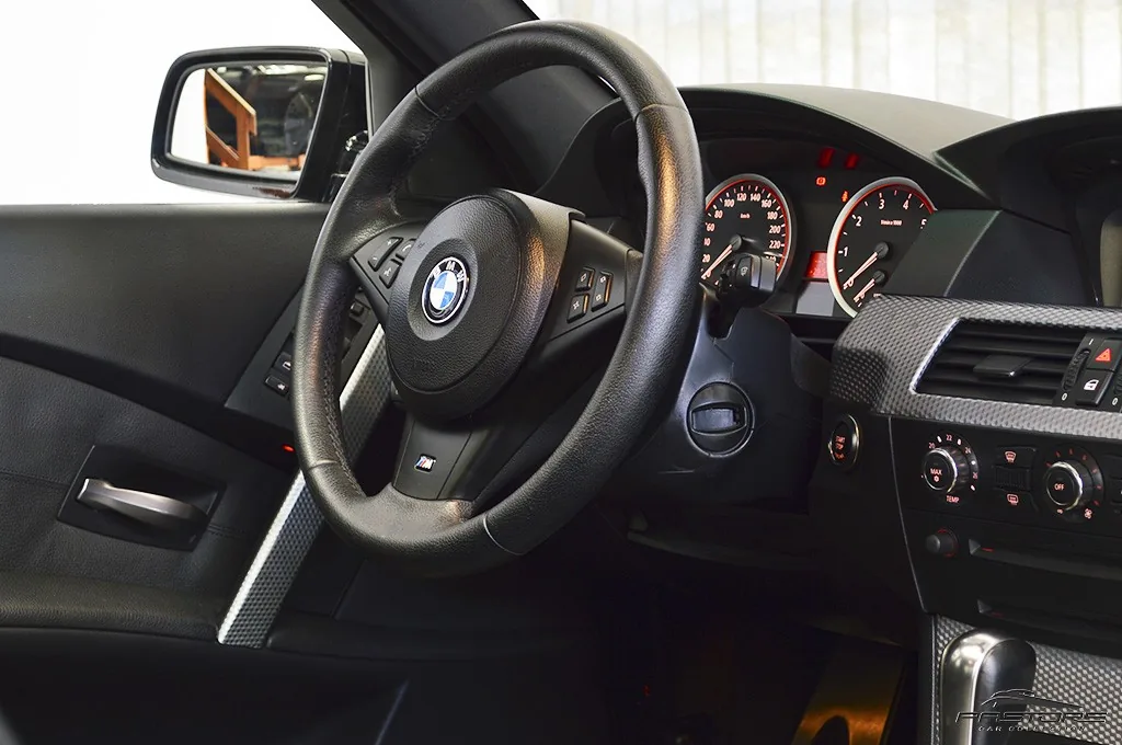 BMW 550i