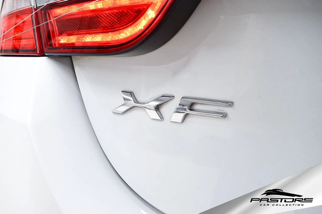 Jaguar XF 2.0 Luxury