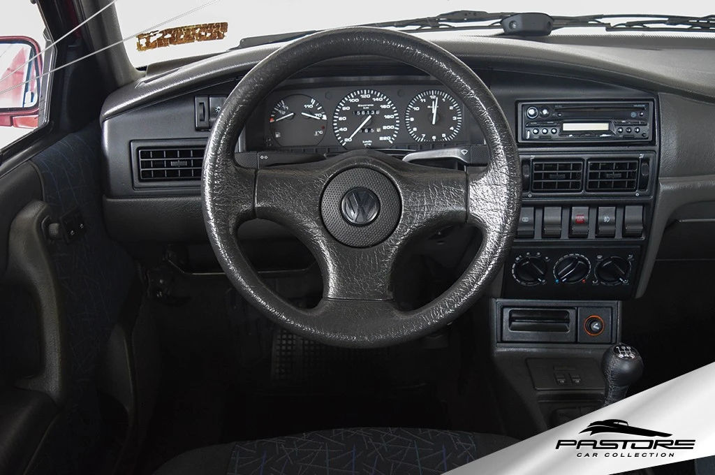 VW Santana 2000 Evidence