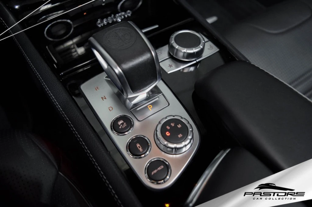 Mercedes-Benz SL63 AMG