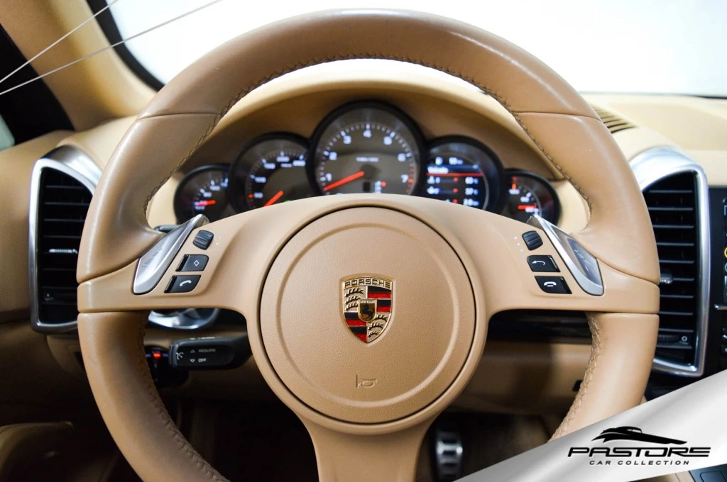 Porsche Cayenne S 4.8 V8