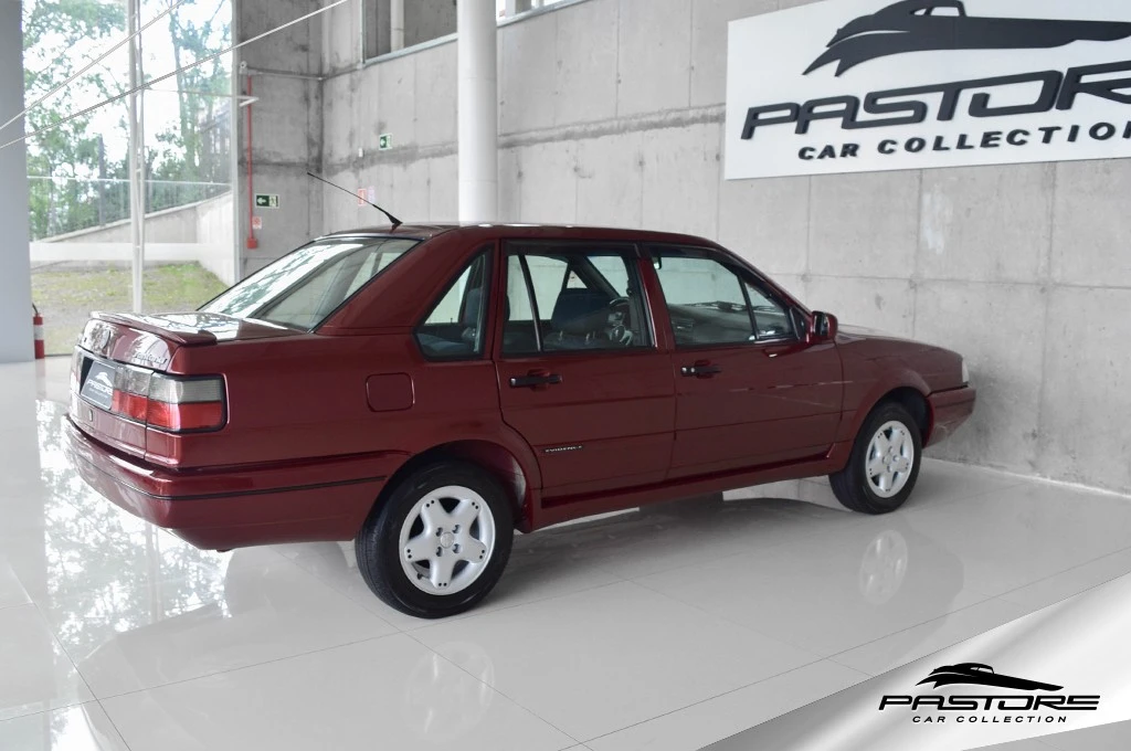 VW Santana 2000 Evidence