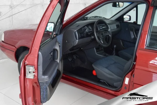 VW Santana 2000 Evidence