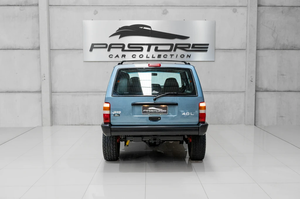 Jeep Jeep Cherokee Sport