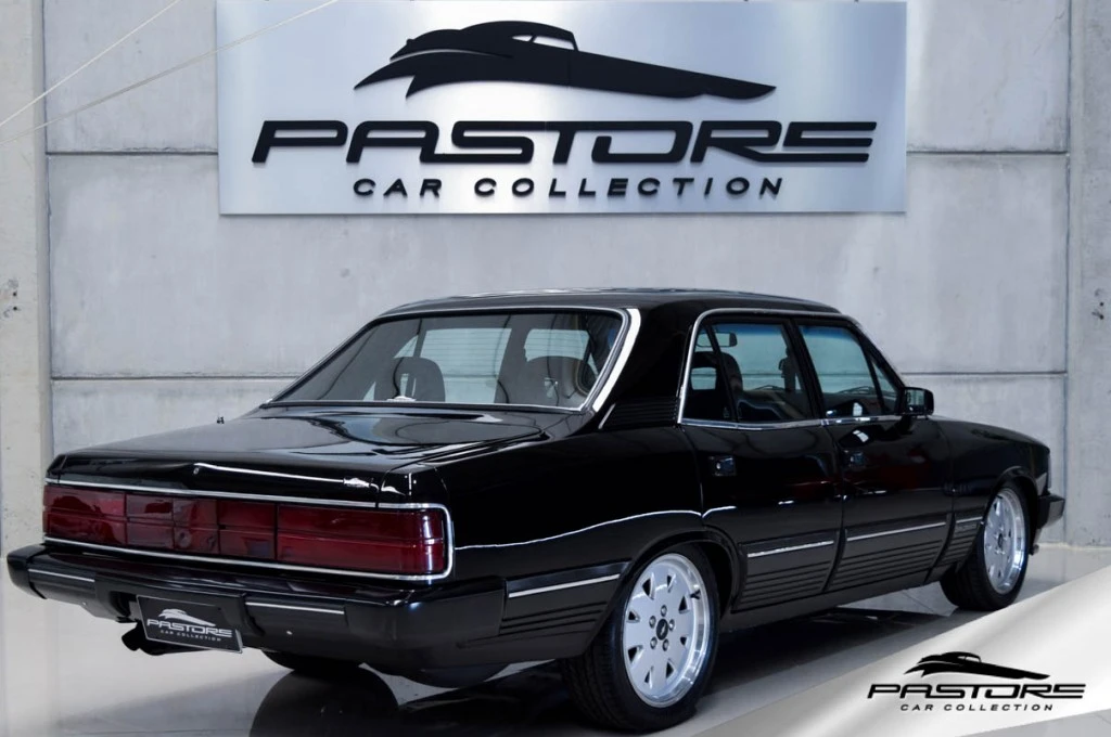 GM Opala Diplomata SE