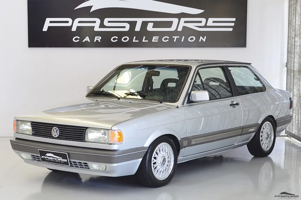 VW Voyage Sport