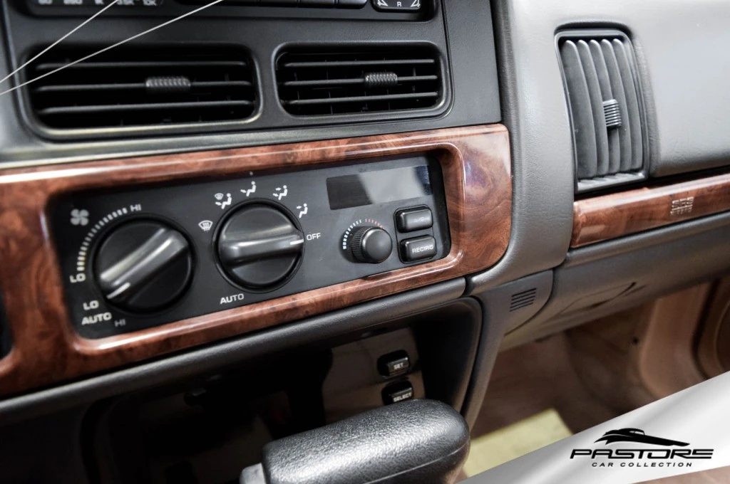 Jeep Grand Cherokee Limited V8 4×4