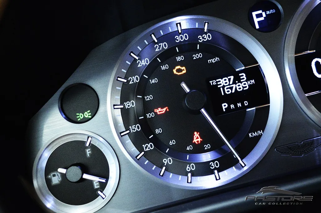 Aston Martin DB9 6.0 V12
