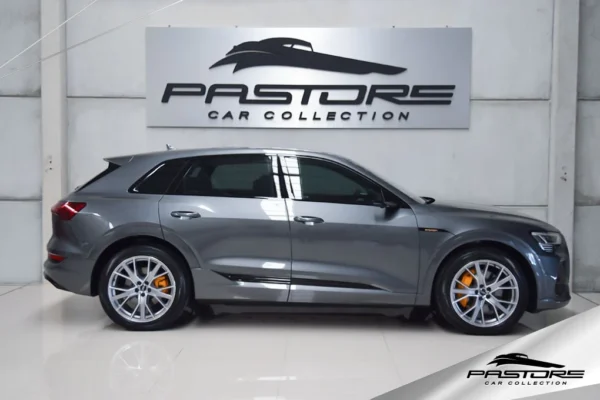 Audi E-tron Performance Black