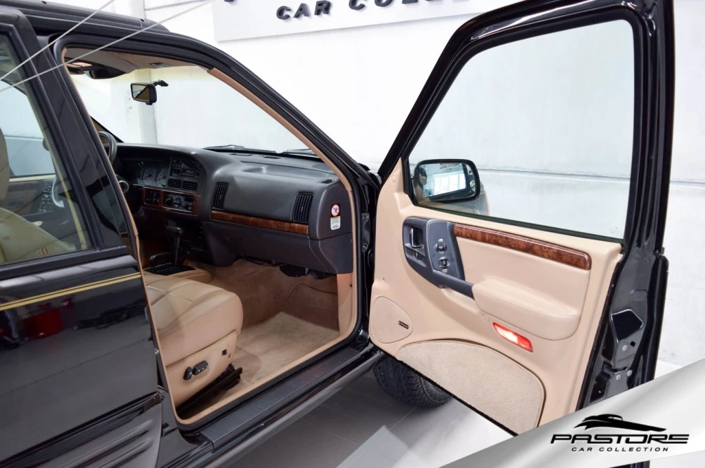 Jeep Grand Cherokee Limited V8 4×4