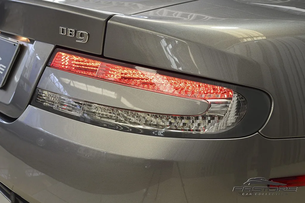 Aston Martin DB9 6.0 V12