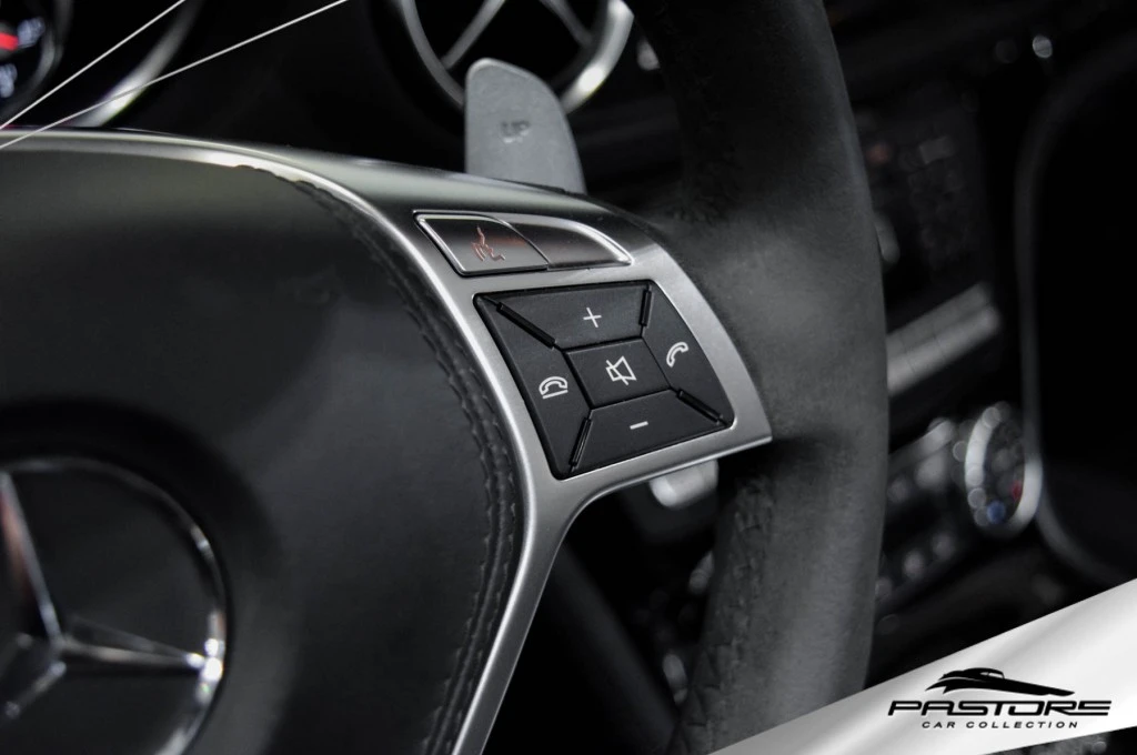 Mercedes-Benz SL63 AMG