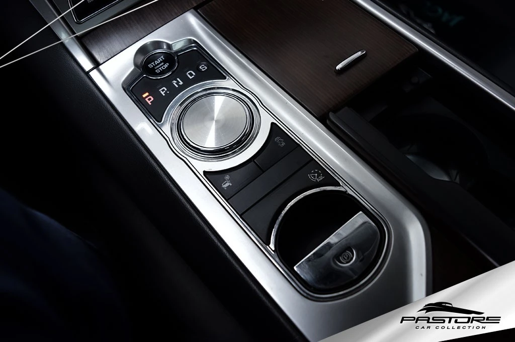 Jaguar XF 2.0 Luxury