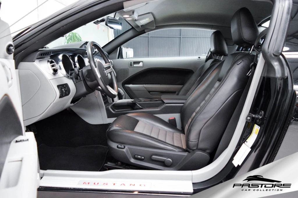 Ford Mustang GT V8 Procharger