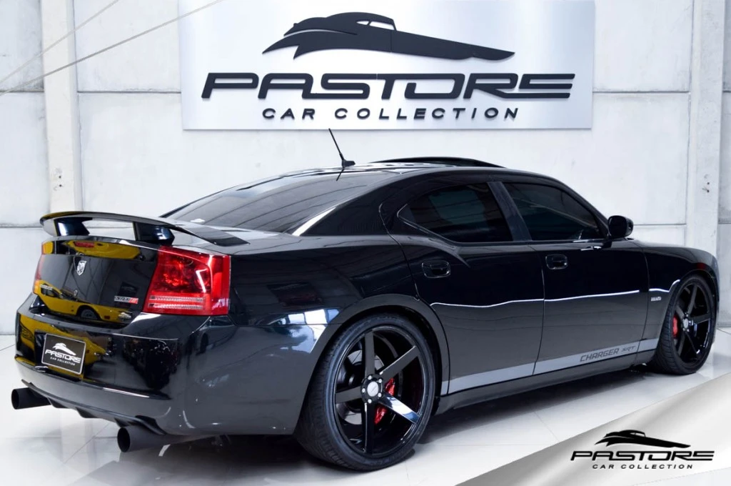 Dodge Charger SRT8 Hemi