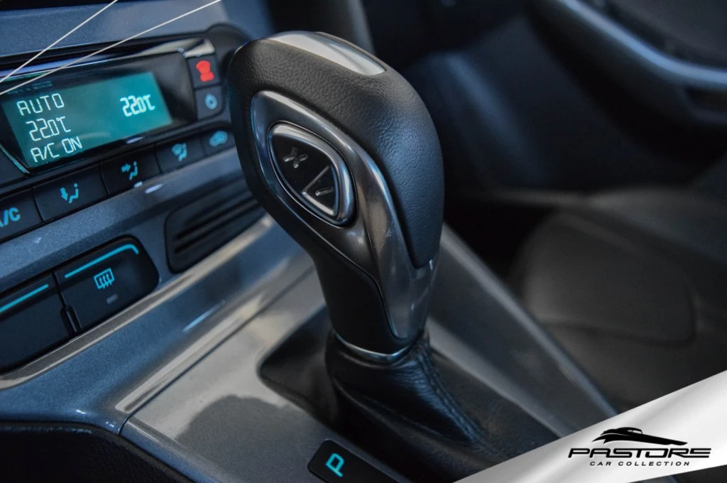 Ford Focus Titanium Hatch