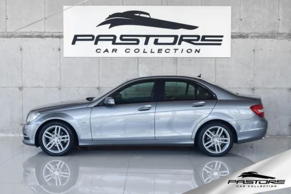 Mercedes-Benz C180 CGI Classic