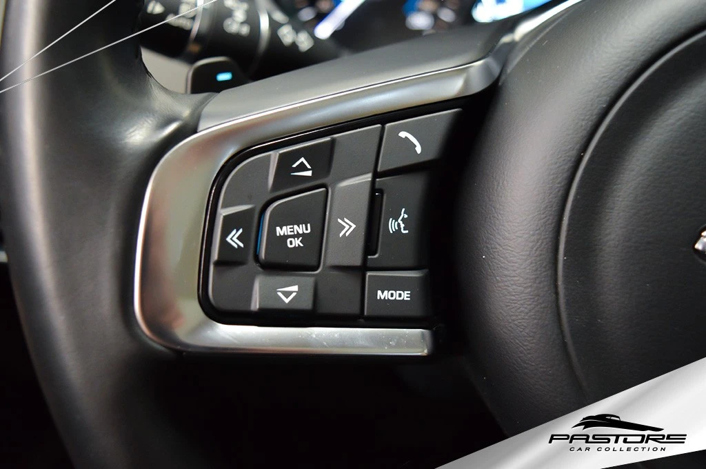 Jaguar F-Pace Prestige 2.0