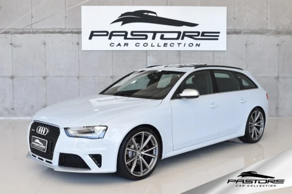 Audi RS4 4.2 FSI V8 Quattro