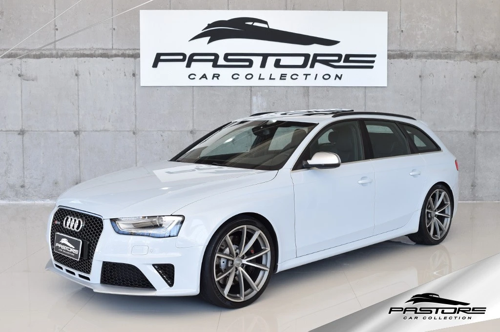 Audi RS4 4.2 FSI V8 Quattro