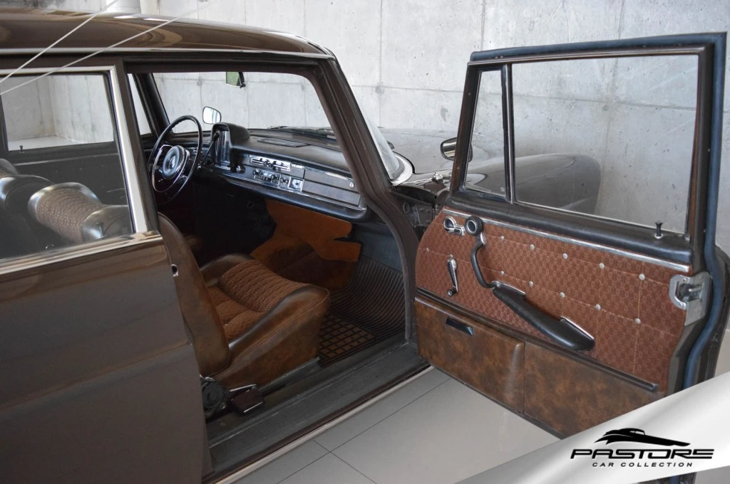 Mercedes-Benz 220 Sb