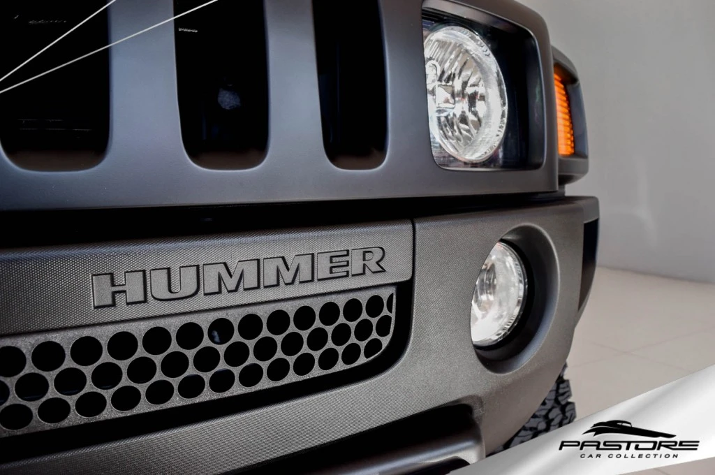 GM Hummer H3 SUV