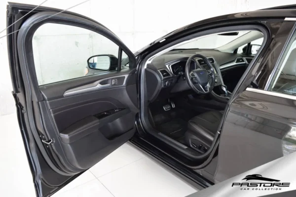 Ford Fusion Titanium AWD