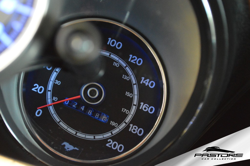 Ford Mustang Grande (R. Yates)