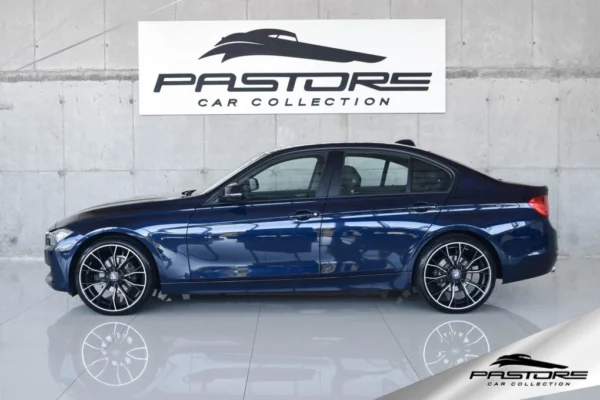 BMW 320i Active Flex