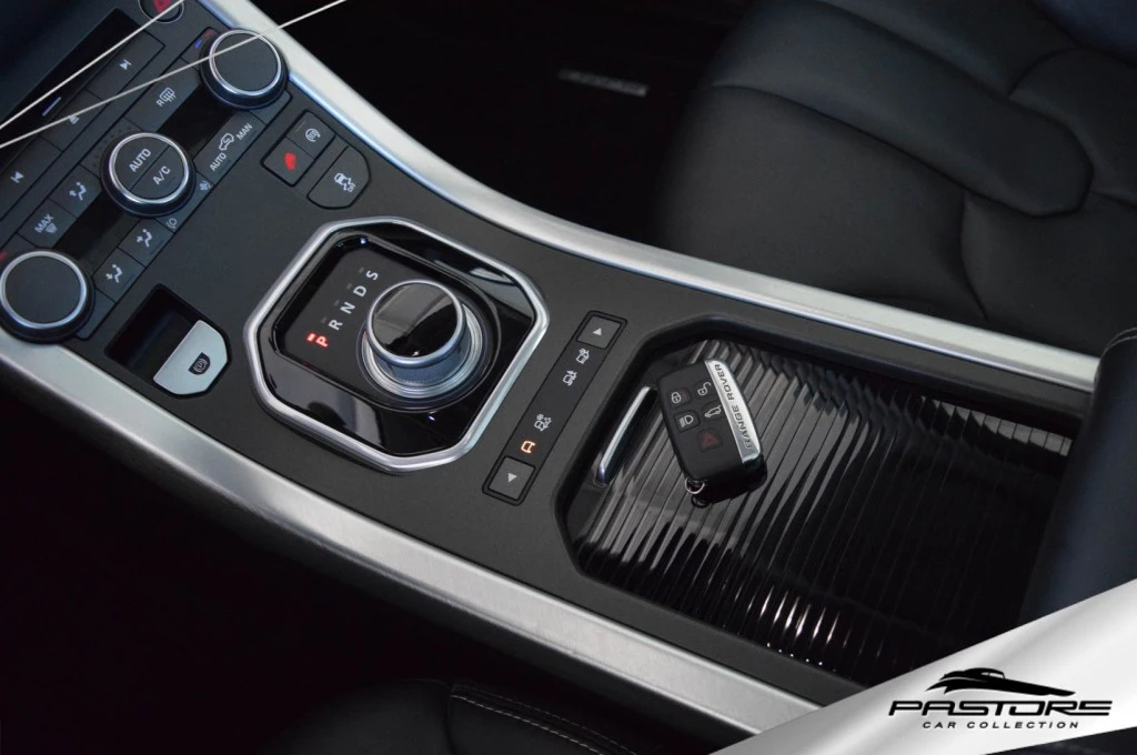 Land Rover R.R. Evoque Prestige SD4