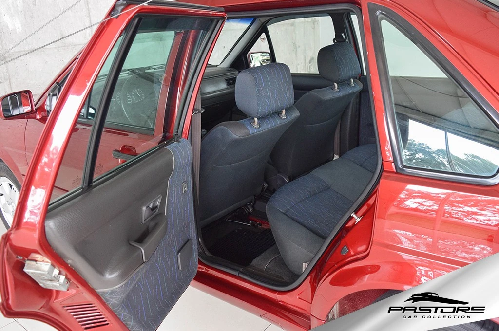 VW Santana 2000 Evidence