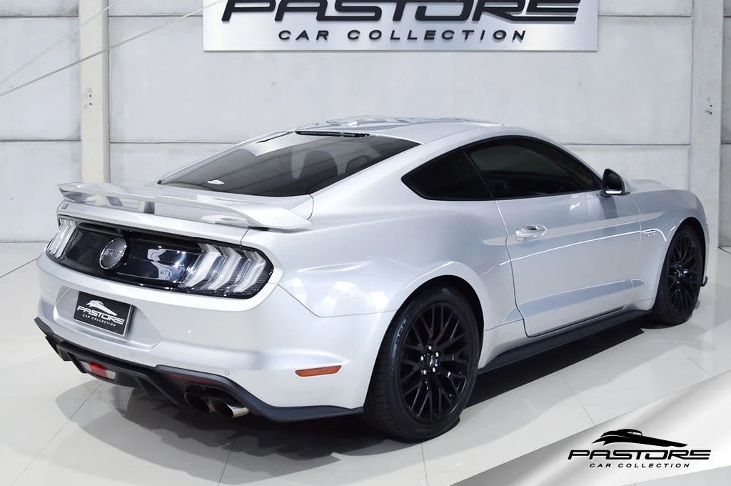 Ford Mustang GT Premium 5.0 V8