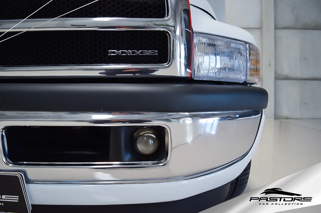 Dodge Ram 1500 5.2 V8