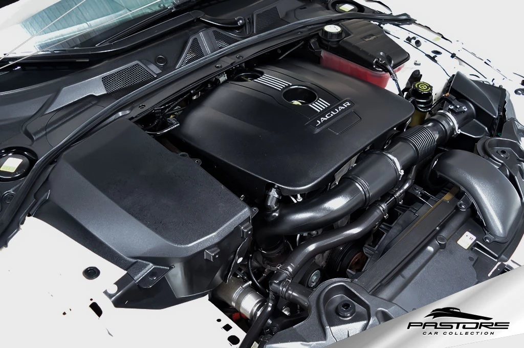 Jaguar XF 2.0 Luxury