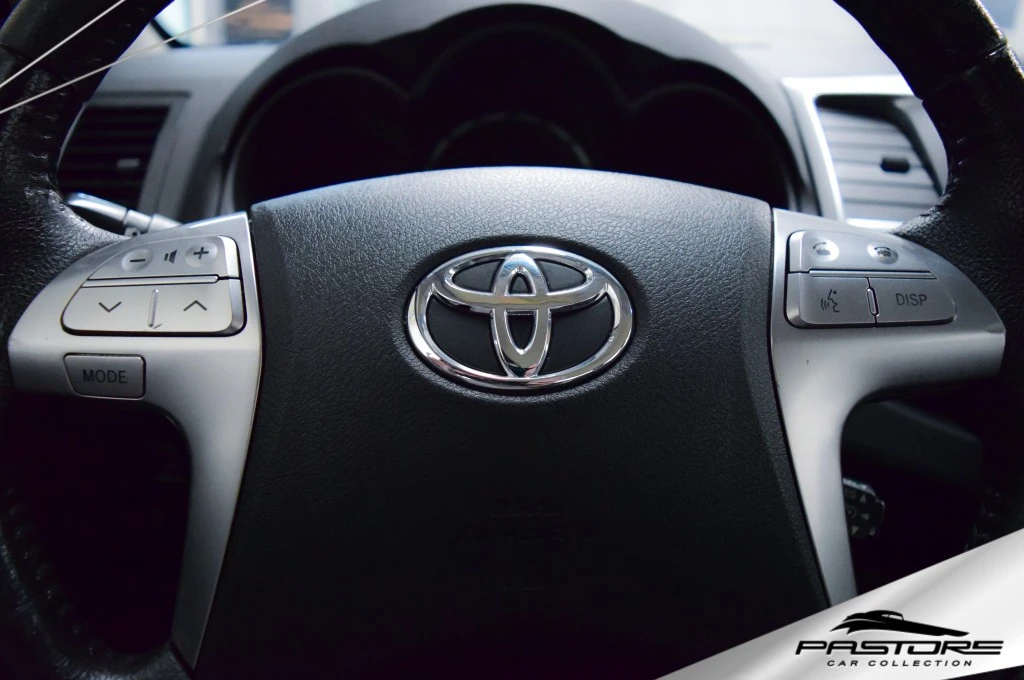 Toyota Hilux CD 4×4 SRV