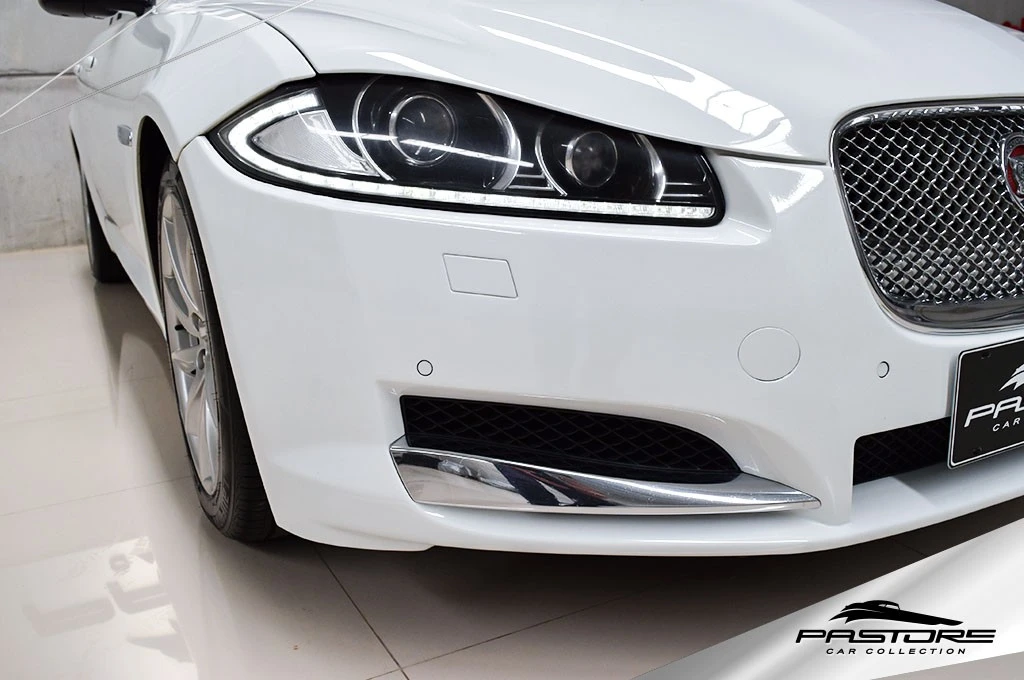 Jaguar XF 2.0 Luxury