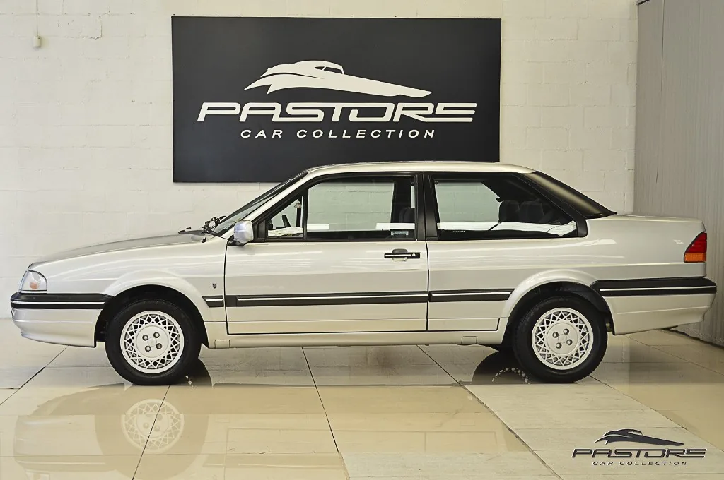 Ford Versailles Ghia