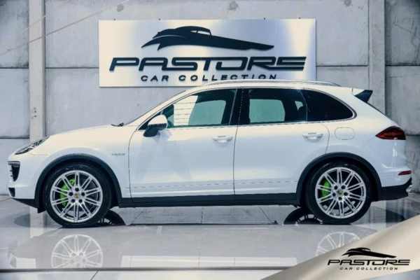Porsche Cayenne S e-hybrid S 3.0 V6 E-HYBRID
